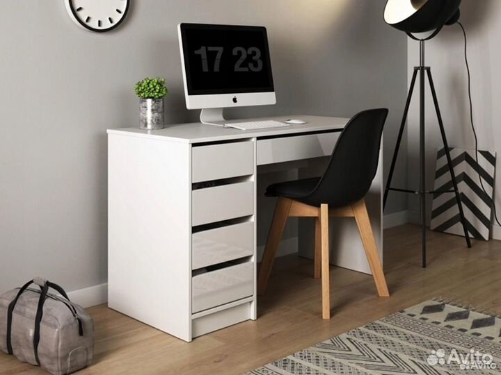 Стол письменный Мальм компьютерный IKEA Икеа