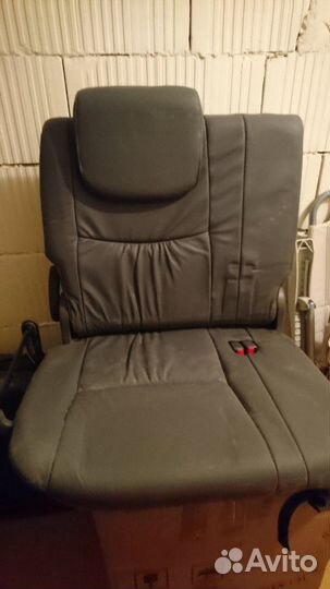 Сиденья задние (третий ряд) для тойоты ленд крузер