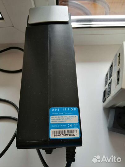 Бесперебойник электропитания, с аккумулятором