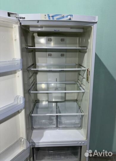 Холодильник бу indesit no frost