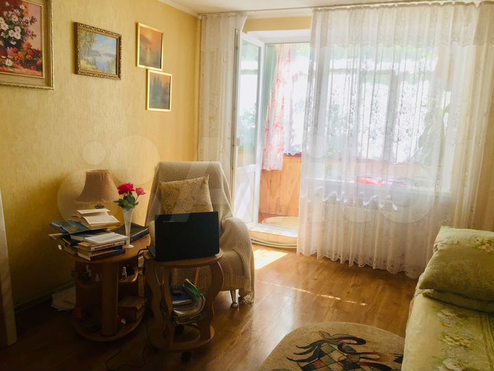 2-к. квартира, 52 м², 1/5 эт.
