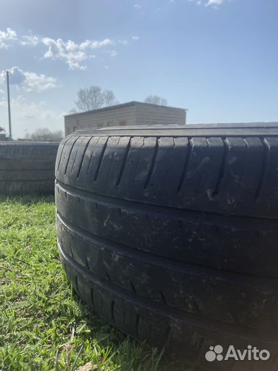 Yokohama BluEarth-ES ES32 215/55 R17