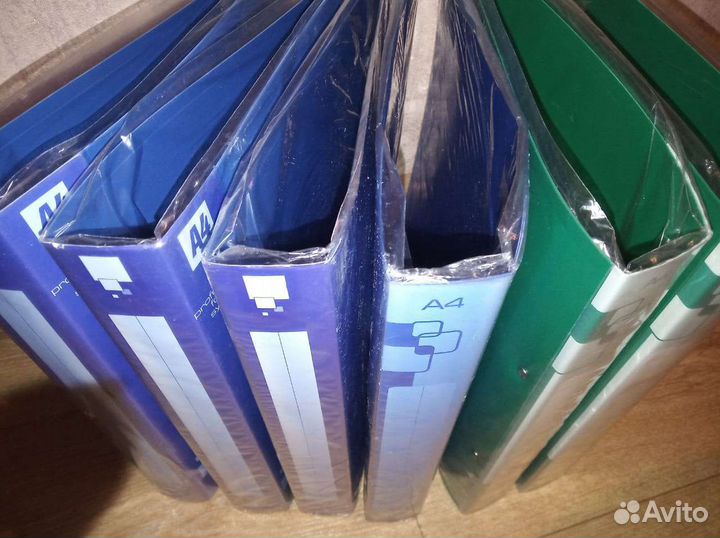 Папка-скоросшиватель новые, на кольцах