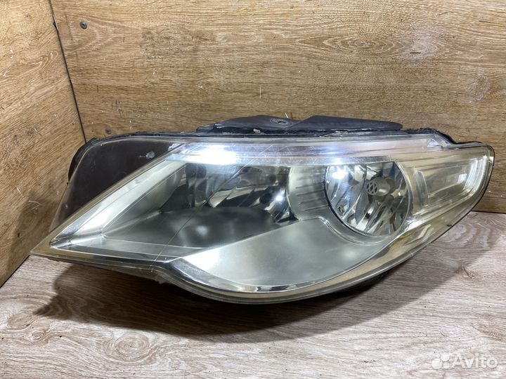 Фара передняя левая VW Passat CC Арт. 142434