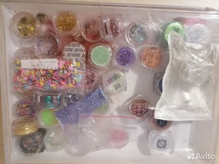Блёстки для маникюра