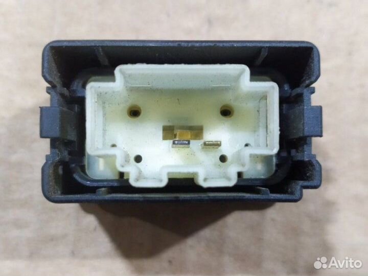 Кнопки прочие Ford Maverick TM1 GZ 2006