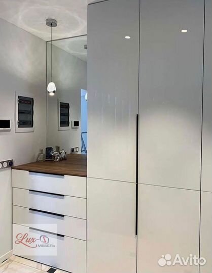 Вместительные гардеробные на заказ