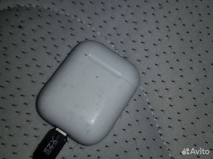 Airpods 1 наушник левый