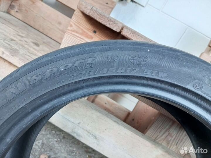 Yokohama Advan Sport V105 225/45 R17 91W