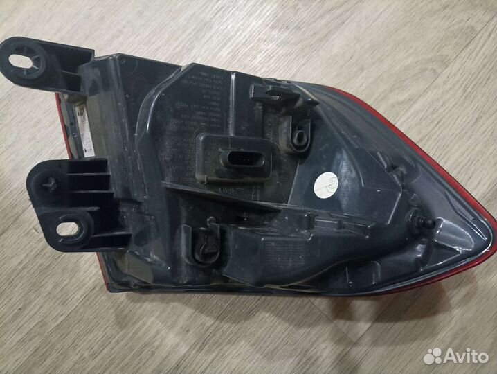 Фонарь задний правый в крыло Bmw F30 LCI