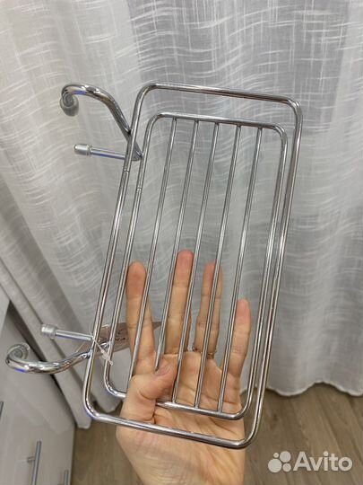 Полочка на кухню подвесная