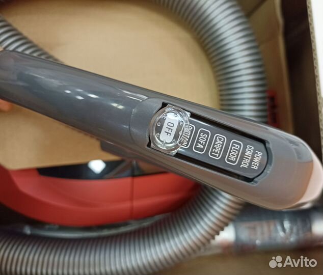 Новый контейнерный пылесос LG VC5420nhtcr красный