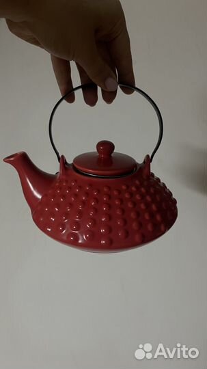 Посуда: чайники и кружки