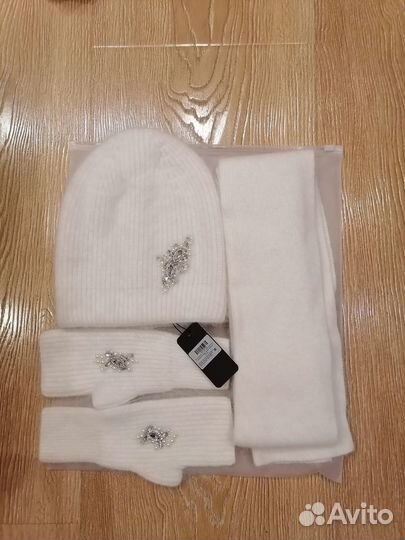 Шапка и шарф из ангоры