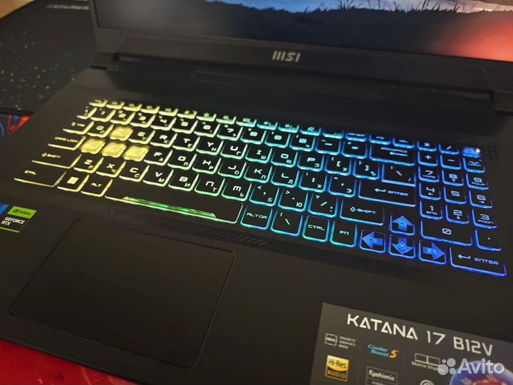 MSI Katana / RTX 4070 / i7-12 / 17.3