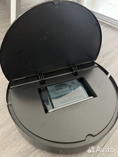Робот пылесос