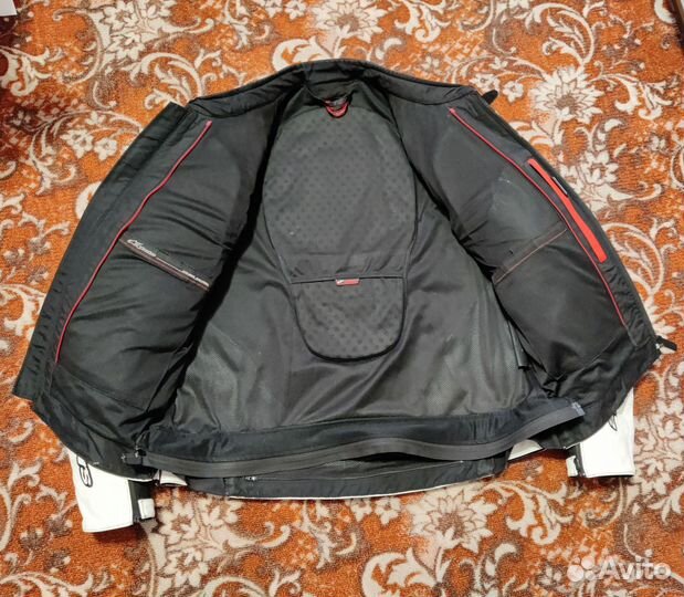 Мотокуртка кожаная