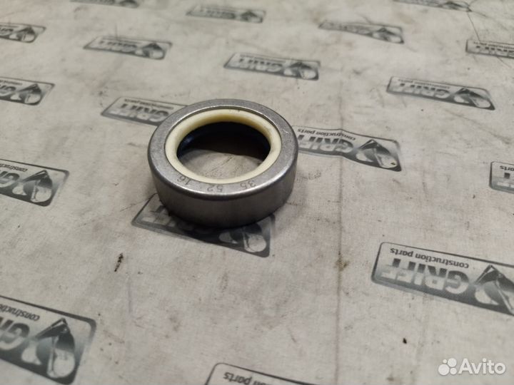 Сальник моста Komatsu wb93s CA0116723