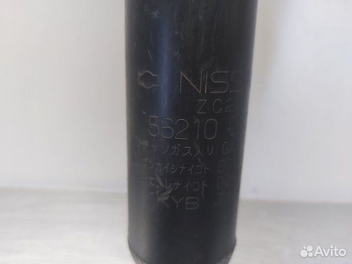 Стойка амортизатора задняя правая Nissan Murano