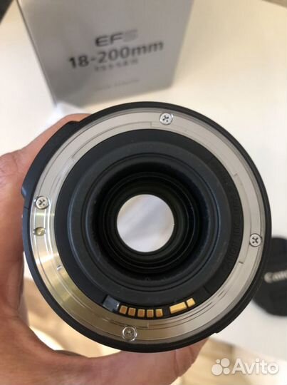 Объектив canon efs 18-200mm