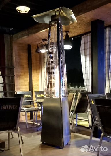 Уличный газовый обогреватель пирамида