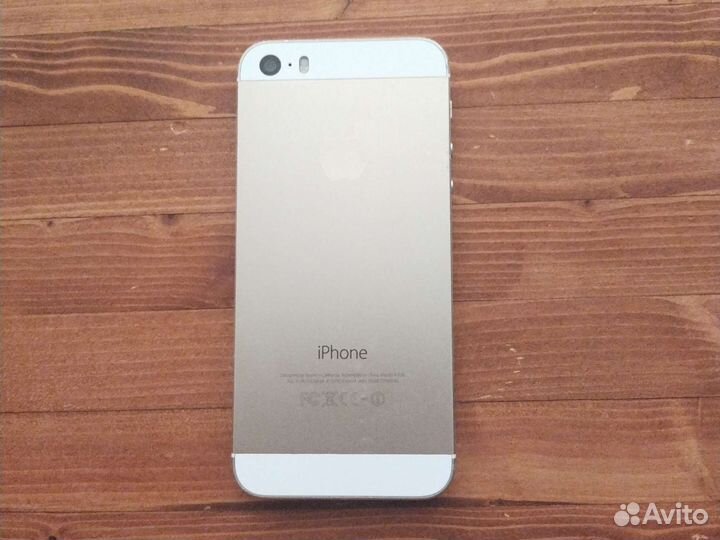 Телефон iPhone 5s