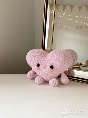 Вязаная игрушка сердце ручной работы плюш