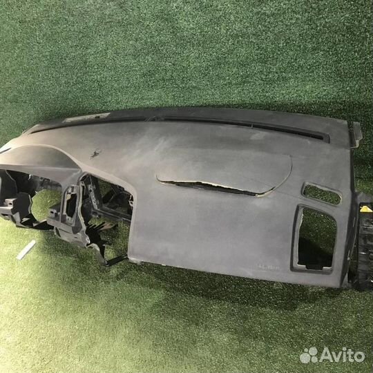 Торпедо Вольво хс60 1 (2013-2017)