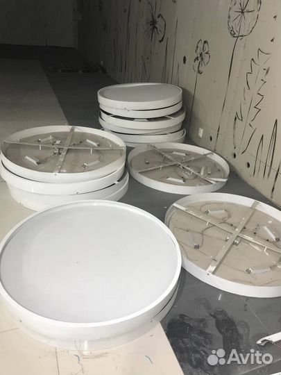 Светодиодная лампа на потолок