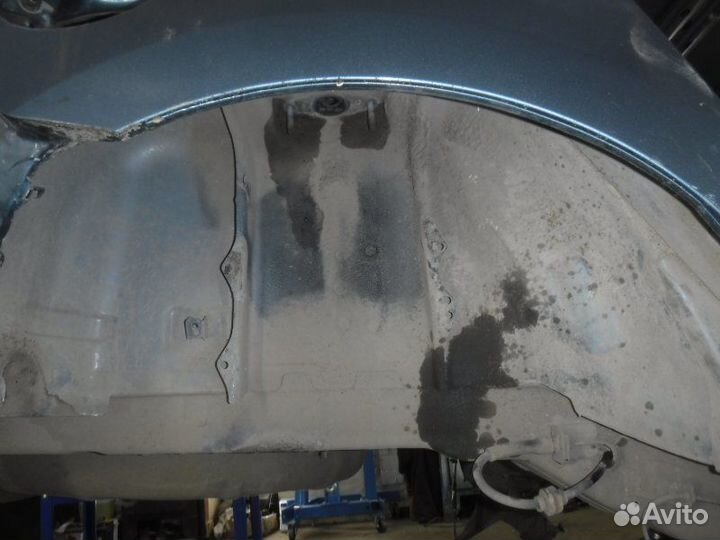 Крыло заднее правое Mazda 3 BL Z6 2011