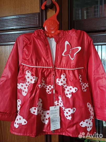 Куртка-ветровка для девочки новая