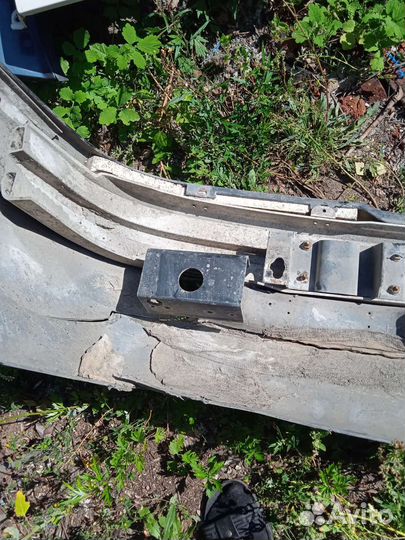 Передний бампер Ford Explorer 2 Форд Эксплорер 2