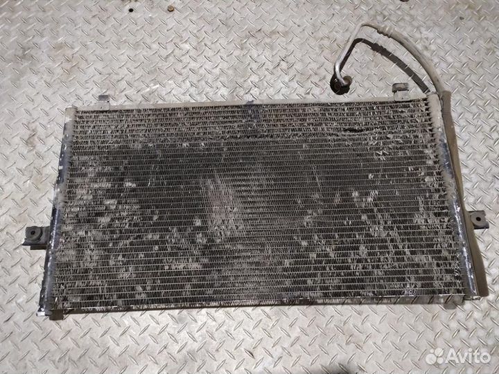 Радиатор кондиционера Nissan Maxima a32