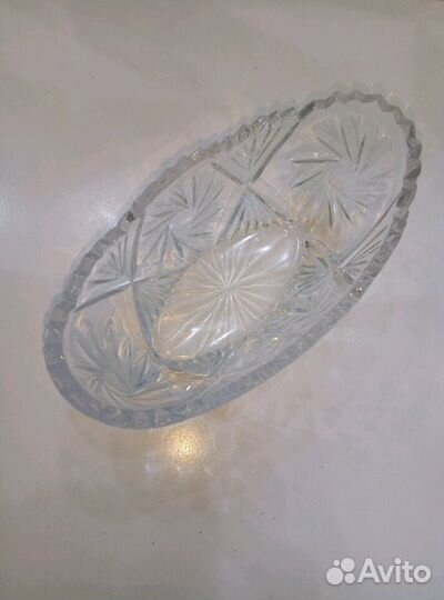 Хрустальная конфетница