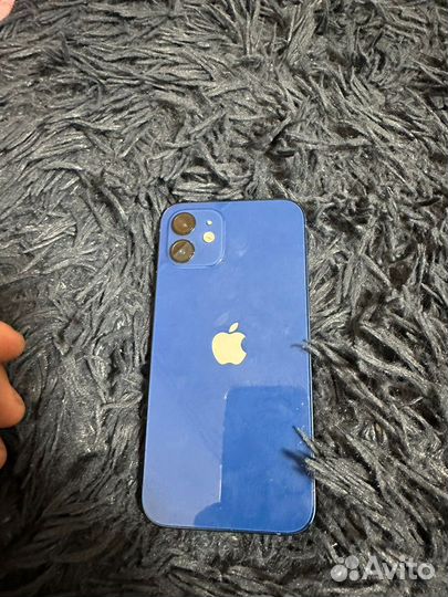 iPhone 12, 64 ГБ