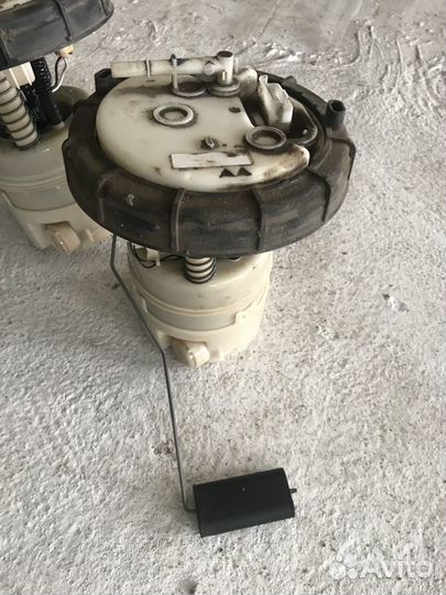 Бензонасос Пежо 308 б/у оригинал №1525NQ