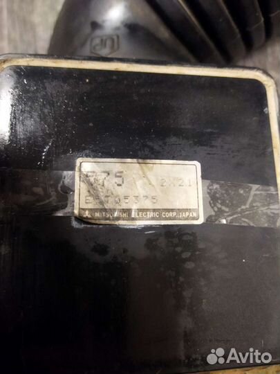 Датчик расхода воздуха Mitsubishi 6A12 E5T05375