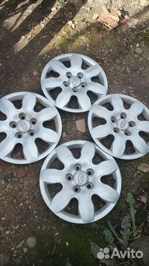 Хендай R15 колпак диска 4 шт бу