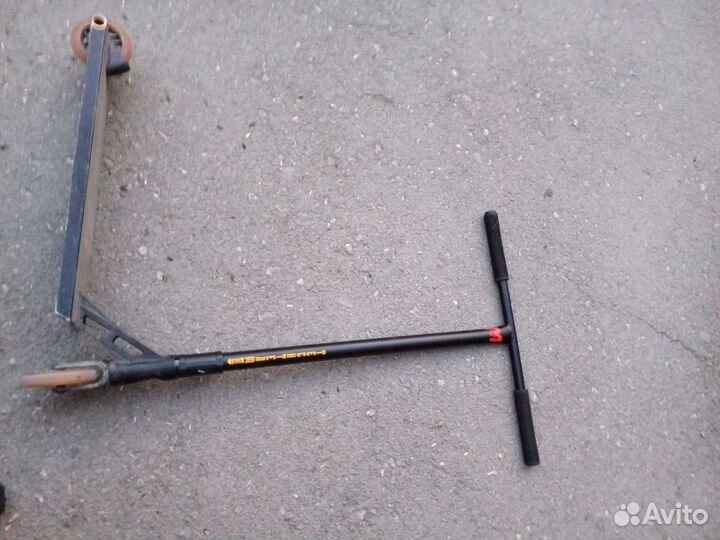 Трюковой самокат. Tech team Freak