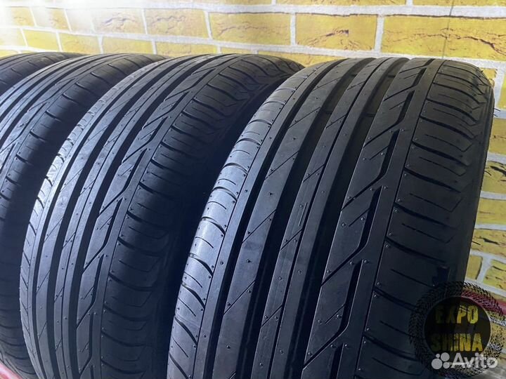 Bridgestone Turanza T001 225/55 R17