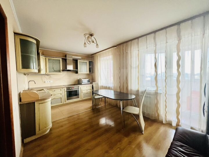 3-к. квартира, 110 м², 12/16 эт.