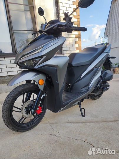 Скутер 49/150 Vento inferno
