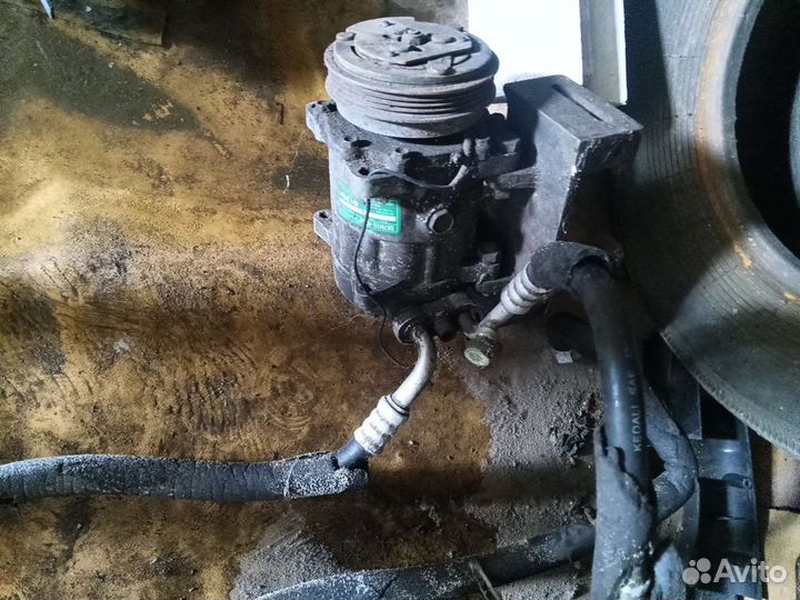 Насос кондиционера и радиатор