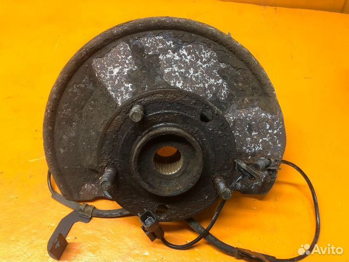 Кулак поворотный передний левый Jeep Compass MK49