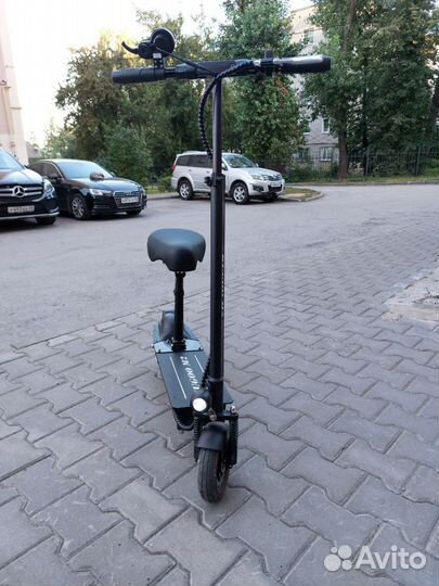 Самокат взрослый электрический бу