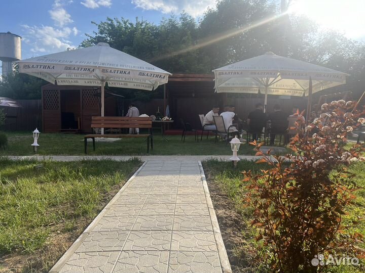 Летняя терраса с рестораном и гостиницей