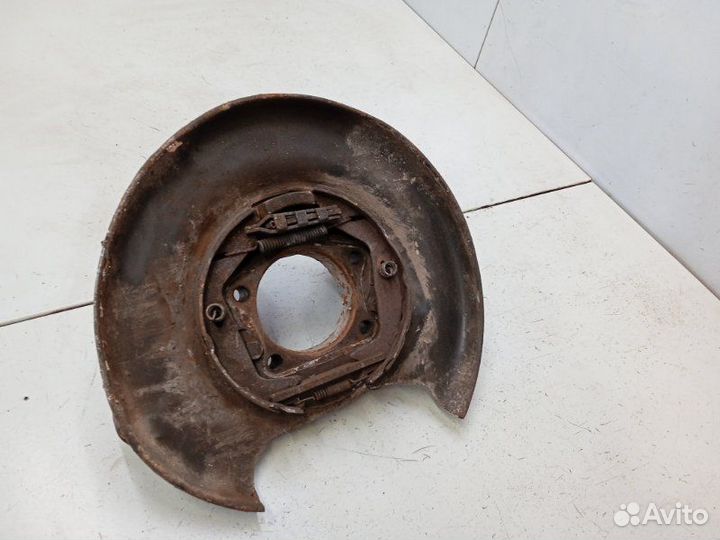 Кулак поворотный задний правый Volvo Xc90 2.9 2005