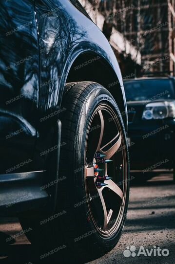 Литые диски R18 Work T5R