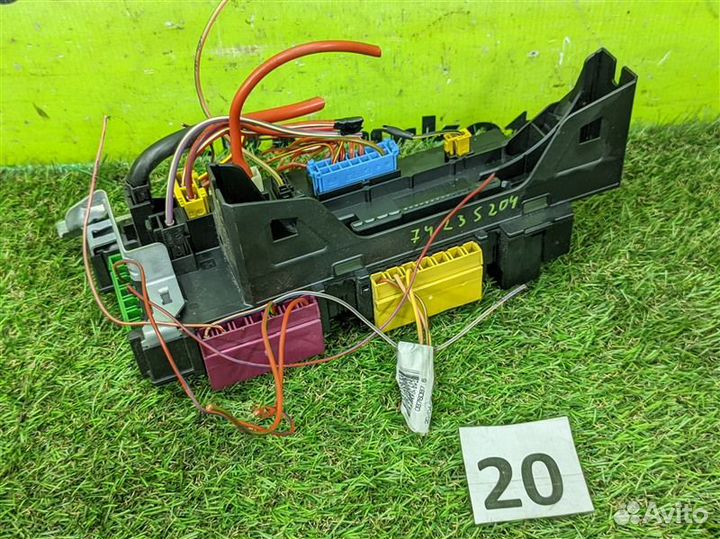 Блок предохранителей Mercedes-Benz C-Class S204