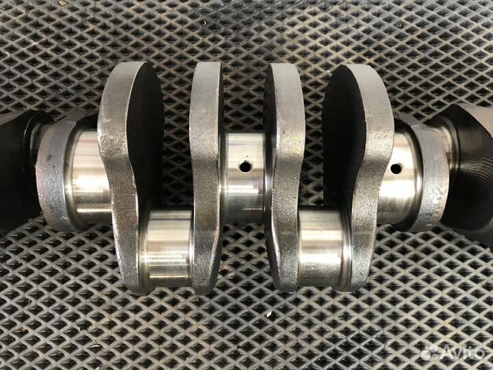 3929037 Коленвал Daf LF